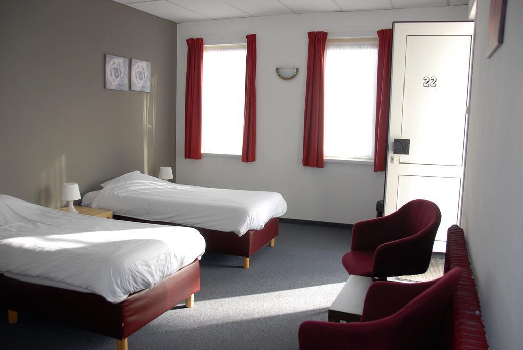 Hulsebos Hotel Zuidbroek Bagian luar foto
